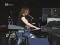Tori Amos at Glastonbury (Tear In Your Hand)