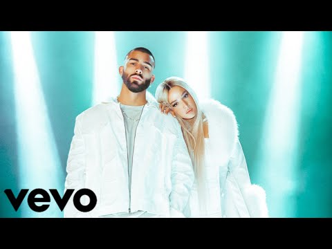 LOLA INDIGO con MANUEL TURIZO - SOMOS CASI ALGO (Filtrado 2025)