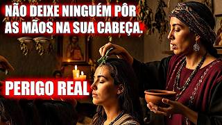 A SENHORA QUE DRENOU A ENERGIA DE UMA JOVEM SÓ DE POR AS MÃOS EM SUA CABEÇA.