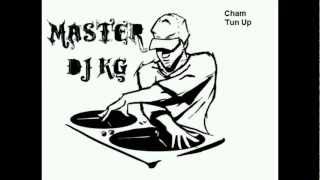 Tun Up Tun Up Riddim Mix (March 2012)