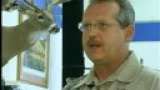 preview picture of video 'Trophytrails deer hunting scent dispenser'