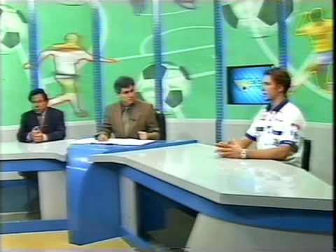 Entrevista de Iwan Jr. (piloto de motocross) para o programa Mesa Redonda em 2002