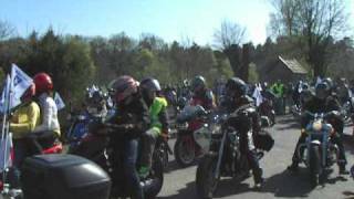 preview picture of video 'Rozpoczęcie sezonu motocyklowego Mała 2009 - śmieszny mały - fun'