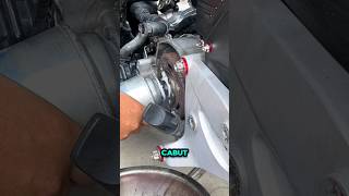 Download lagu How to remove a stuck motorcycle magnet #shorts mp3