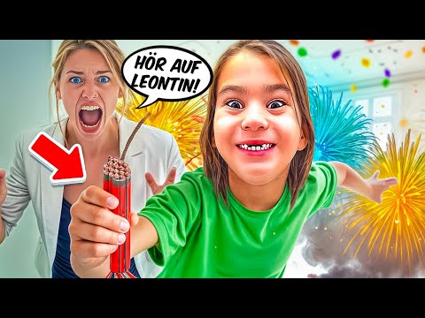 I secretly light up New Year's Eve firecrackers!🧨