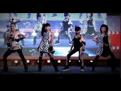 "Double S" cover "Salute(Little Mix)+Fire" (2NE1) @ THAILAND GAME SHOW BIG FESTIVAL 2014