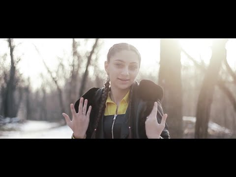 Merci B - Tizenévesen / Official Music Video /