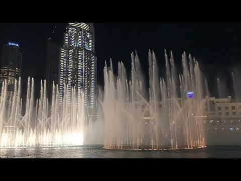 Dubai Fountain dances on the music of Power, Exo 15 nov 2018