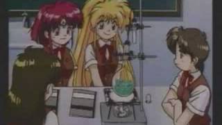 [討論] 叼著麵包快要遲到的少女