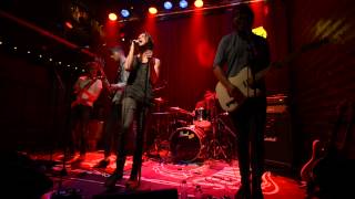 The Doots - Hit The Road