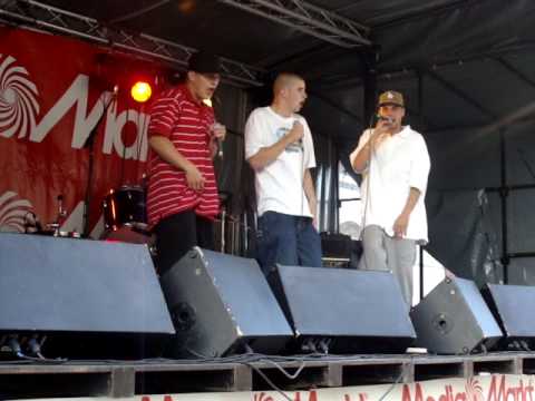 Live BG-13 - Freestyle Featuring ADN 76 au FIESTA CITY 2009 a Verviers rap belge