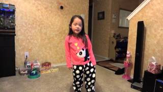 Amelie sings &quot;Let it Go&quot;