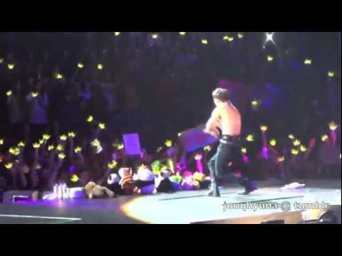 121109 BIGBANG NJ   Encore Daesung focus & SHIRTLESS