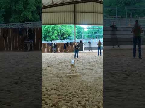 The ol scoop loop #ranchlife #ranchroping