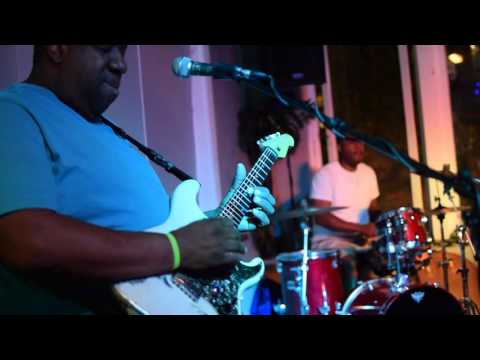 Rohn Lawrence and friends at toad's place (lily pad)