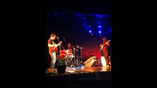 Ancient Wife and a Thousand Sparrows - by Pear Tongue