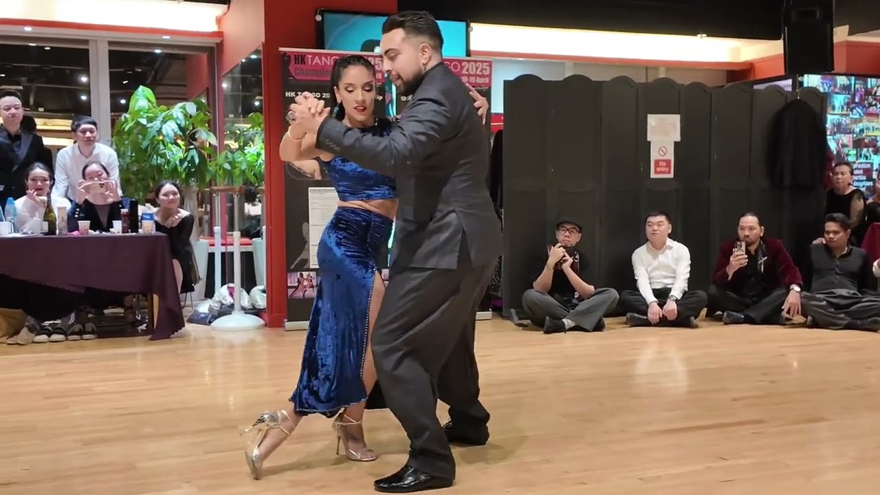 Clarisa Aragon & Jonathan Saavedra 2/4 - A Mi Madre (Ricardo Tanturi) Vals - Hong Kong 2025