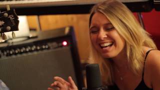 Francesca Michielin - Vulcano Acoustic Live Session