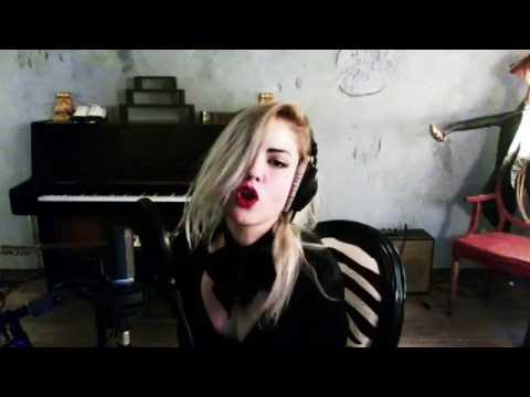 Love is blindness U2- cover by Beatrice Antolini