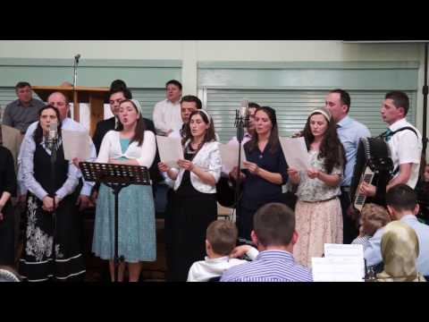 Un Grup de Familii din -Biserica Penticostala Betleem din Londra  13-04-14