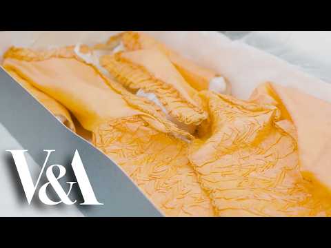 Mounting an 18th-century Silk Dress – Textile Conservation Step-by-Step