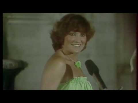 Tereza Kesovija - Prijatelji stari gdje ste / Les vieux amis... (live 1979)