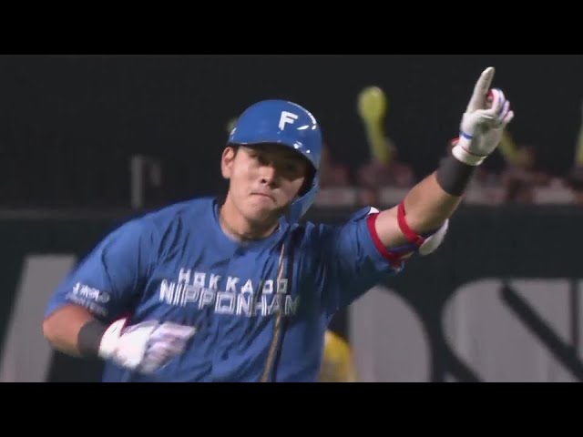 【7回表】代打起用に応える!! ファイターズ・野村佑希 バックスクリーンに運ぶ逆転の一発!!  2024年8月4日 福岡ソフトバンクホークス 対 北海道日本ハムファイターズ