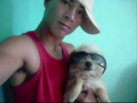 Selinho  na boca ;  de perla e latino.wmv