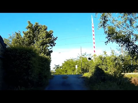 Passaggio a livello campagna di Gavonata (AL) # railroad crossing # bahnübergang