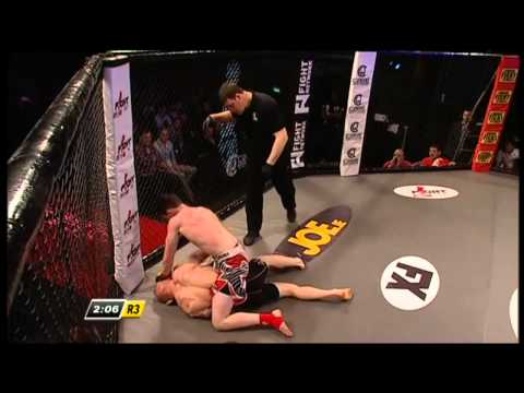 Cage Warriors 52: Alan Philpott defeats Liam James via TKO