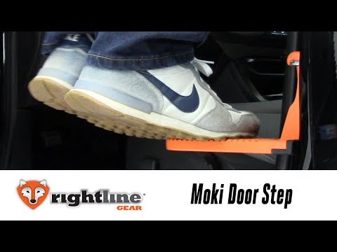 In the Garage™ with Total Truck Centers™: Rightline Gear Moki Door Step