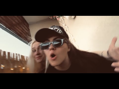 Clicherik & Mäx, gameboy tetris - Maakas (muusikavideo paroodia)