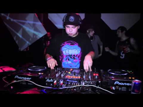 Next Level: (Soloman, Getter, Helicopter Showdown, Mantis, J.Rabbit, Sluggo)