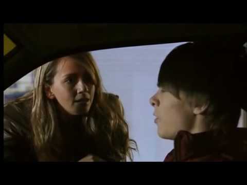 David tells everyone he saw Tracy kill Charlie