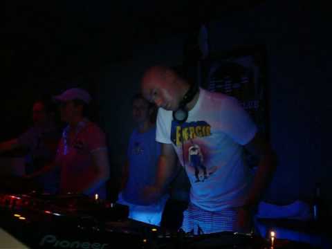 03 - Cosmo Club "1€-Party" 16.07.10 - D-Core