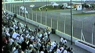 preview picture of video 'Tri City Motor Speedway  June 27, 2004'
