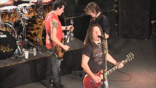 Jackyl - Down On Me (live 2-2-2013)
