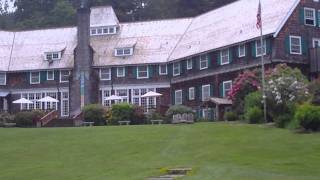 preview picture of video 'Lake Quinault Lodge, Washingto'
