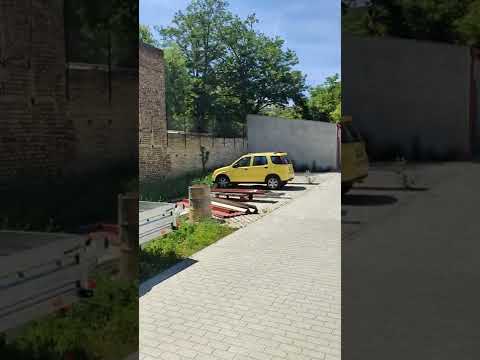 Pacsirta 25  Garázs tökéletes video