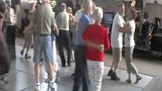 04 Doctor Kielbasa Buck Owens Polka Medley