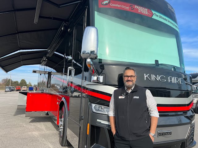 Preview image of 2023 Newmar King Aire 4521 (17N221623) youtube video