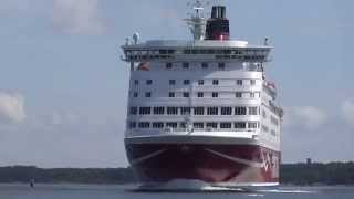 preview picture of video 'Viking Amorella passing a sailing boat'