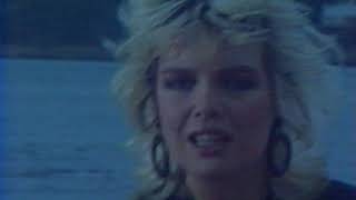 Kim Wilde - Dancing In The Dark (Alternative version) 1983