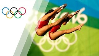 Chinese pair wins Women's Synchronised Diving 10m gold