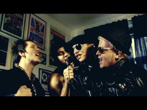 The Fialky - THE FIALKY - SCÉNA (videoklip 2010)