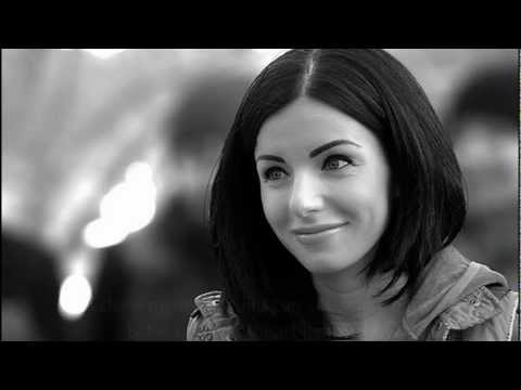 download lagu mp3 mp4 Back To Her Future Lyrics, download lagu Back To Her Future Lyrics gratis, unduh video klip Back To Her Future Lyrics