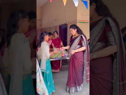 Sreshta karmoji and ankit reddi independence day refreshments to kids #jesus #sreshtakarmoji #kids