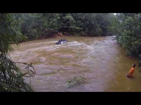 Borneo Safari 2014: Man Vs Nature
