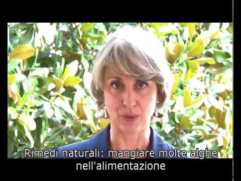 Tutto il corpo in lentiggini di fotografia Pigmentary bianco nota su pelle del membro