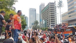 Ikut Pawai Kemenangan Persija, Anies Baswedan Kembali Ditagih Janji Bangun Stadion BMW